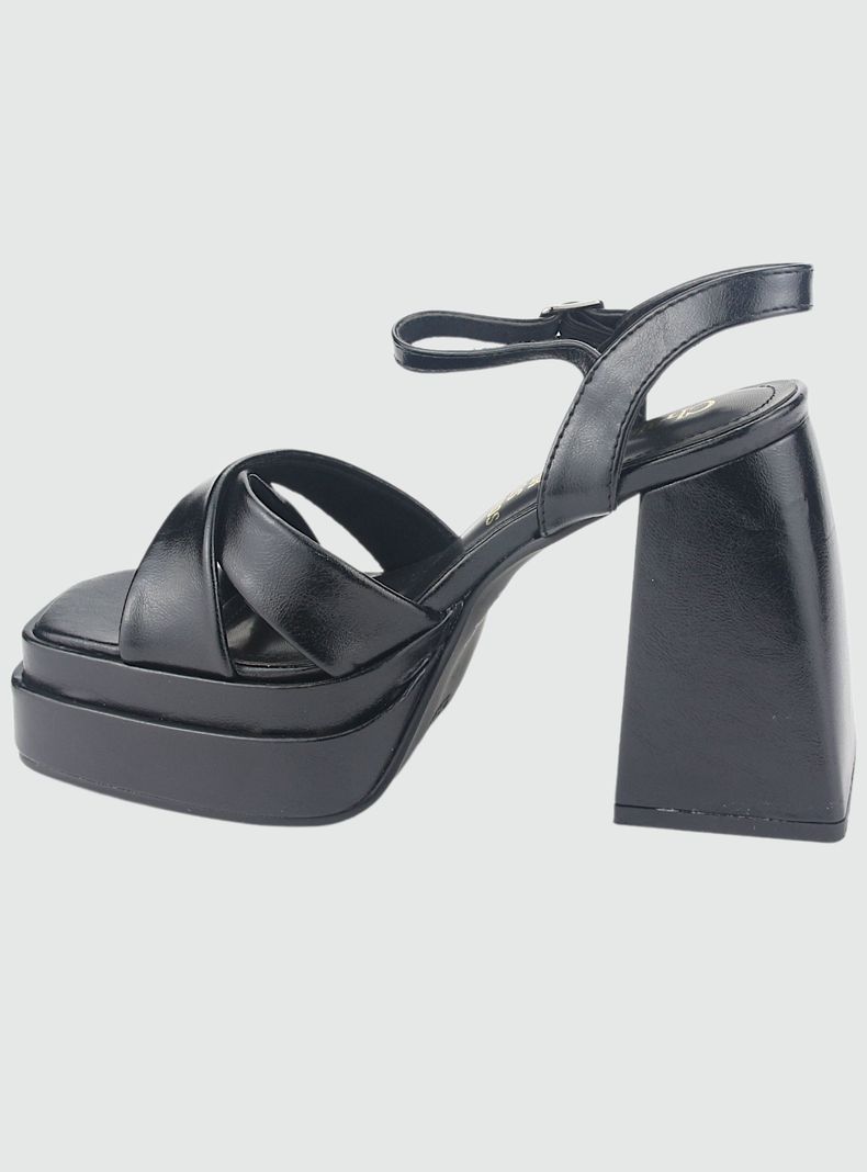 Sandalia Chalada Mujer Yaya-1 Negro Casual-1