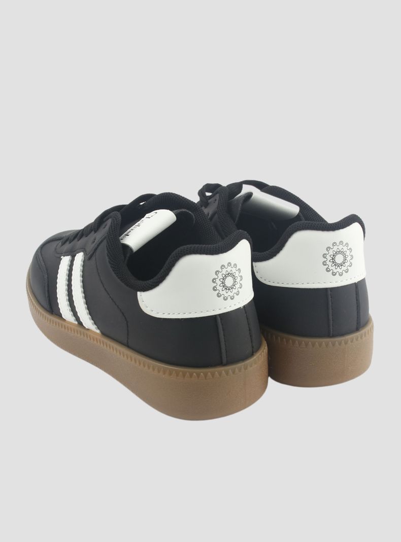 Zapatilla Chalada Mujer Antu-1 Negro Casual-5