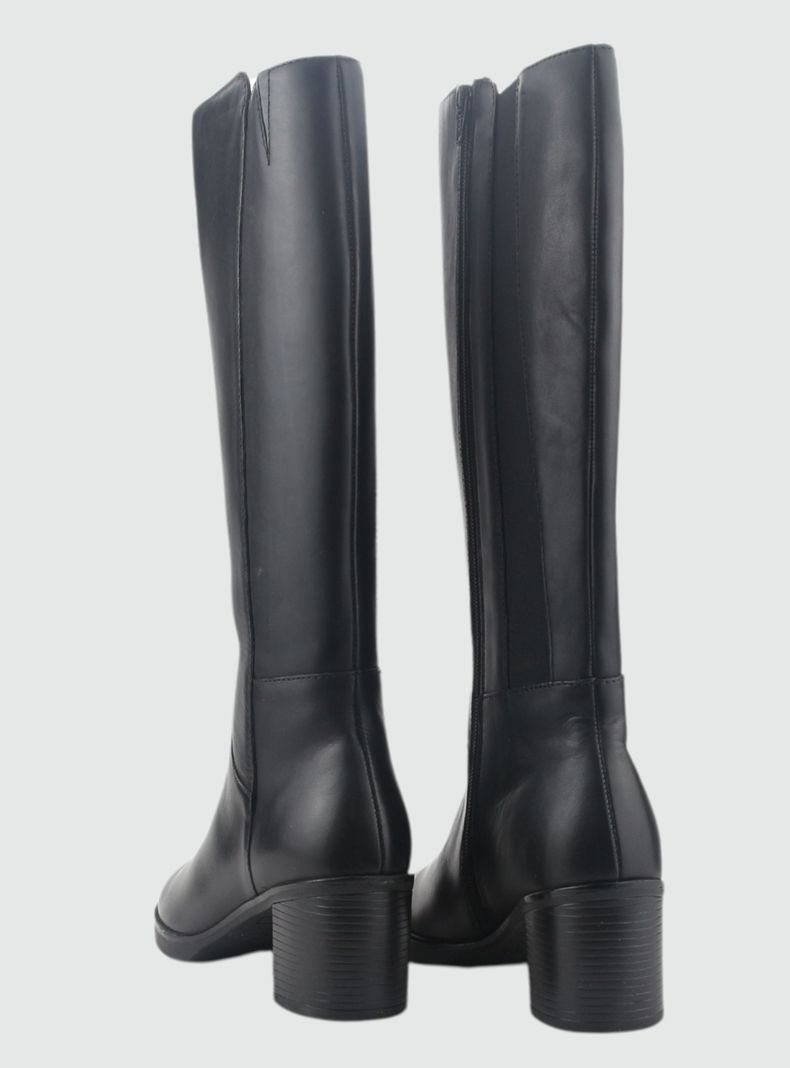 Bota de Cuero Mujer Casual Negro Puelo-5