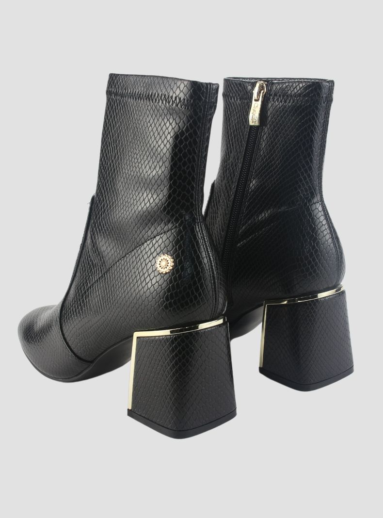 Botin Chalada Mujer Rupia-21 Negro Casual-5