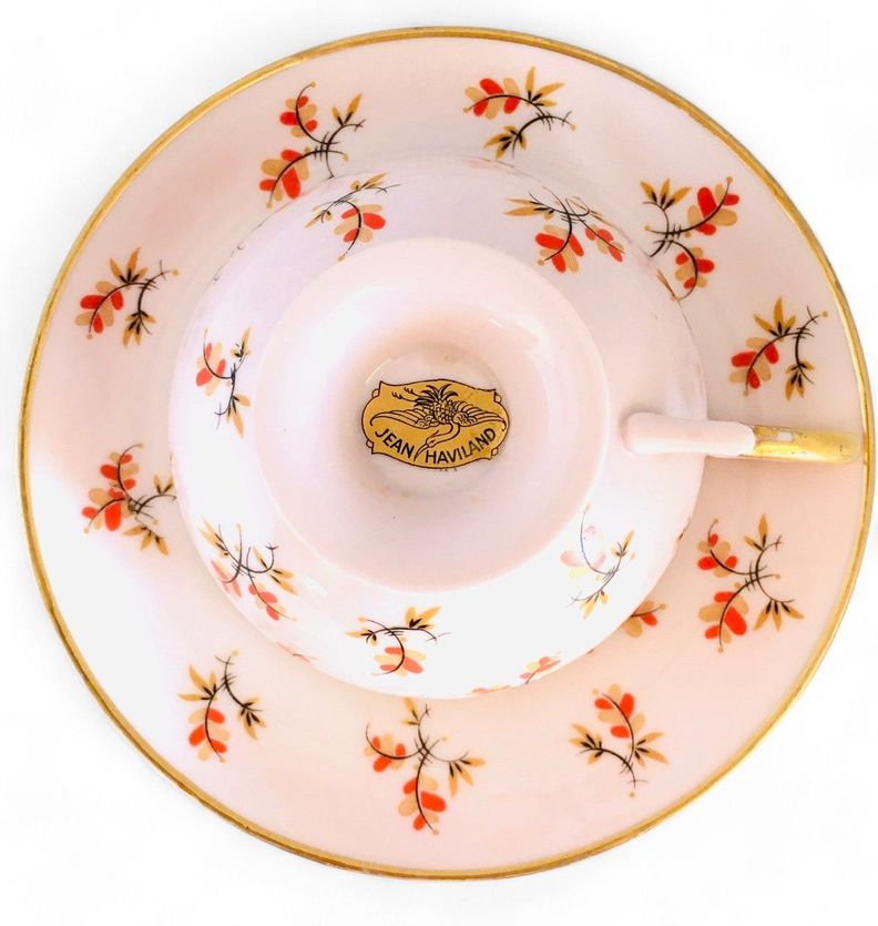 Taza de Café Haviland en Rosado con Hojas Decorativas (120 cc aprox.)-5