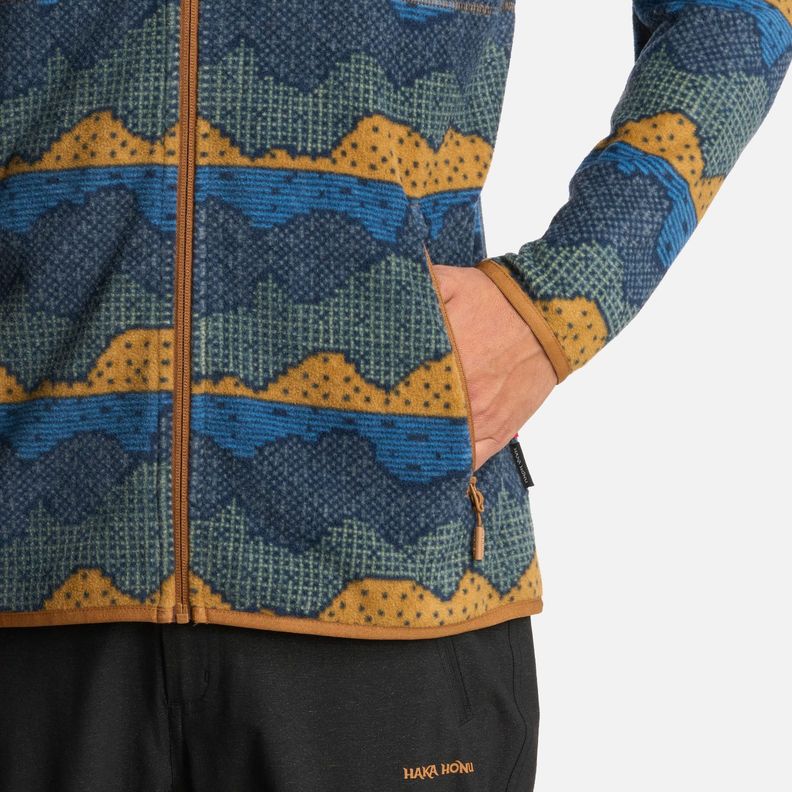 Polerón Hombre Tokerau Pro Print Mostaza Haka Honu I25-4