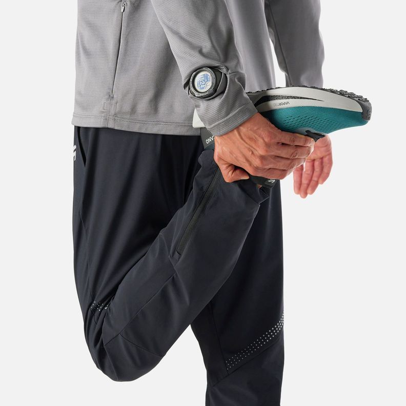 Polerón Hombre Built To Move 1/4 Zip Gris Medio Vulcano-5