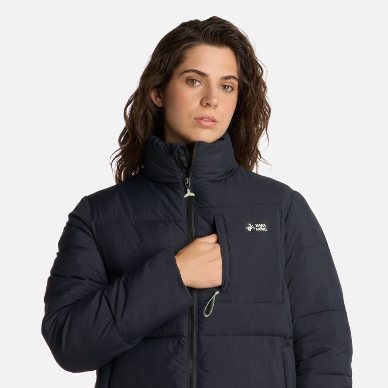 Chaqueta Mujer Aislada Negro Haka Honu I25-3