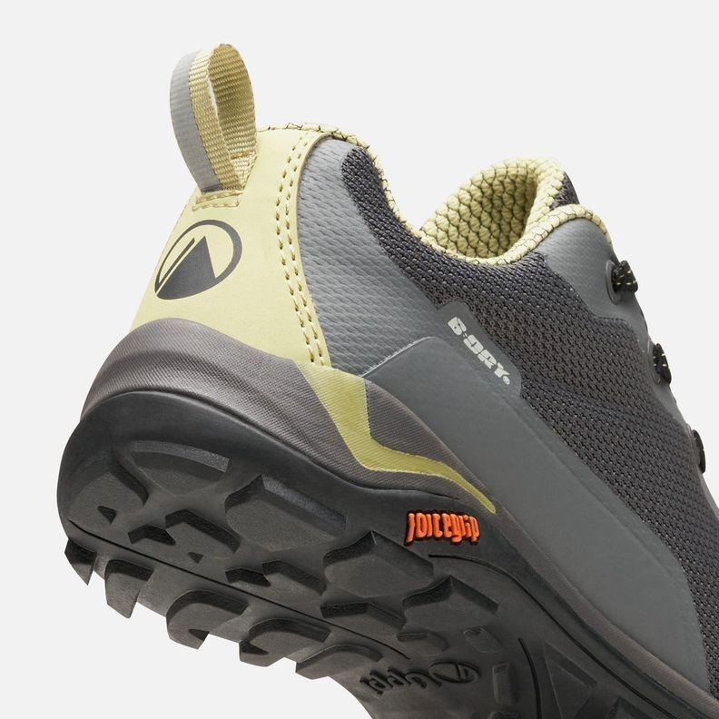 Zapato Niña  Intense Hike Kids Low Grafito Verde Manzana Lippi-7