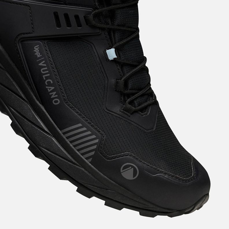 Zapatilla Mujer Atlas Mid Negro Celeste Lippi I24-6