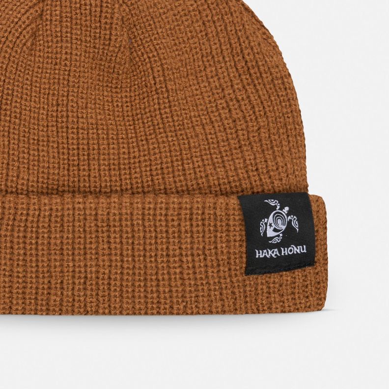 Gorro Zorzal Café Pardo Haka Honu I25-1