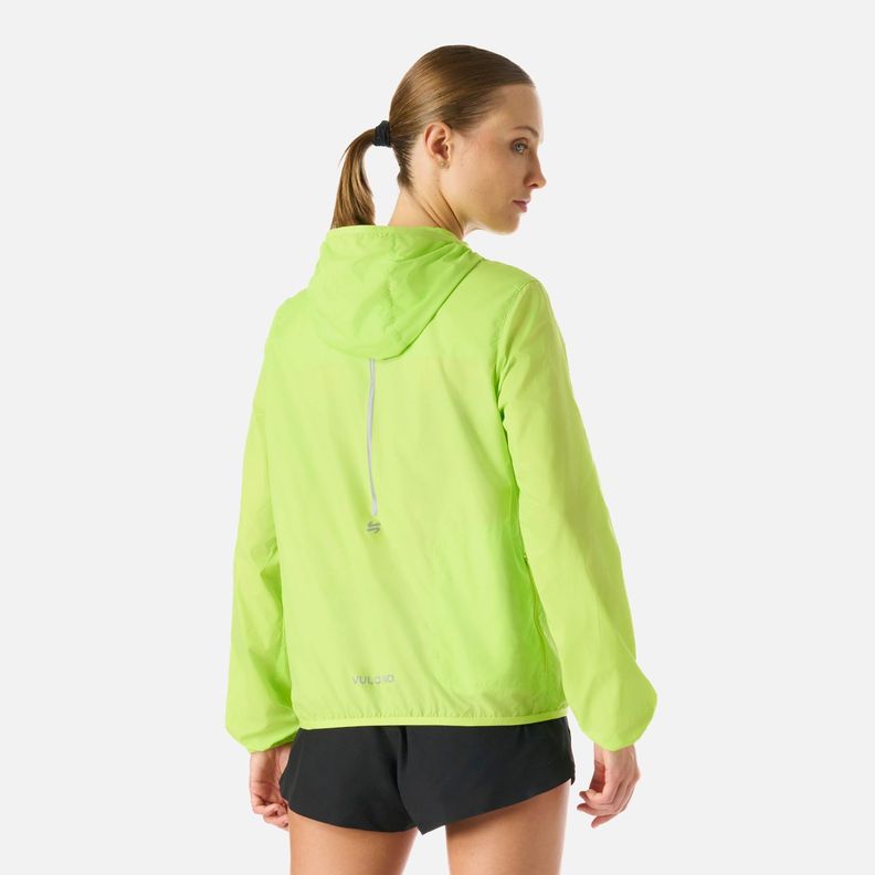 Cortaviento Deportivo mujer Built To Move-3