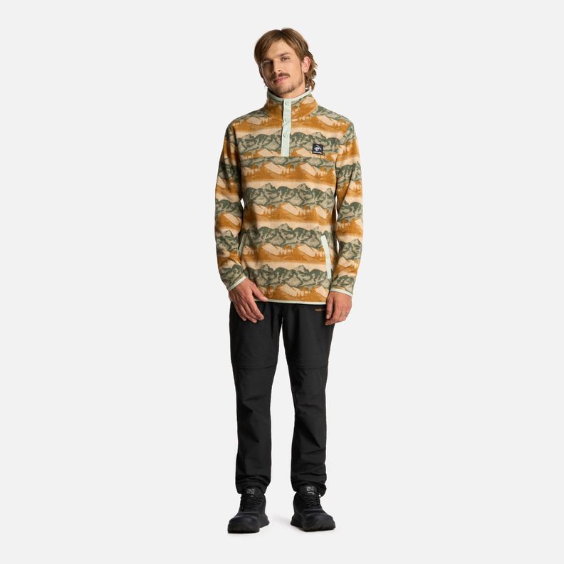 Polerón Hombre Tokerau Print Mostaza Haka Honu I25-5