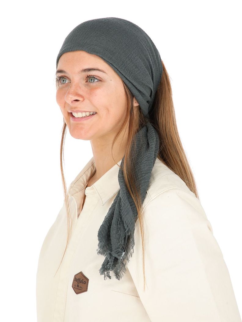 Pañuelo Cipres Gris Mujer-1