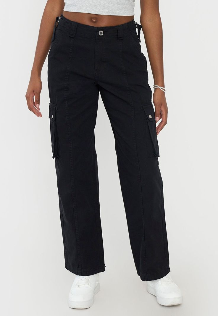 Pantalón Mujer Cargo Ajustable Negro Corona-1