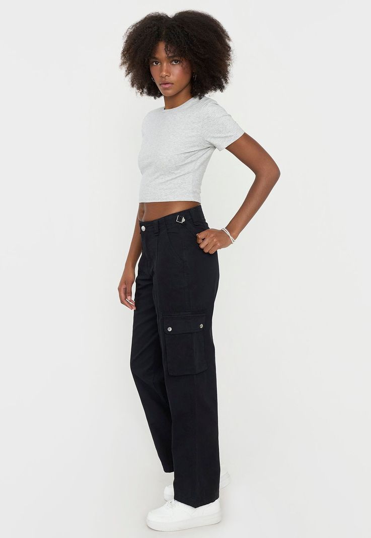 Pantalón Mujer Cargo Ajustable Negro Corona-3