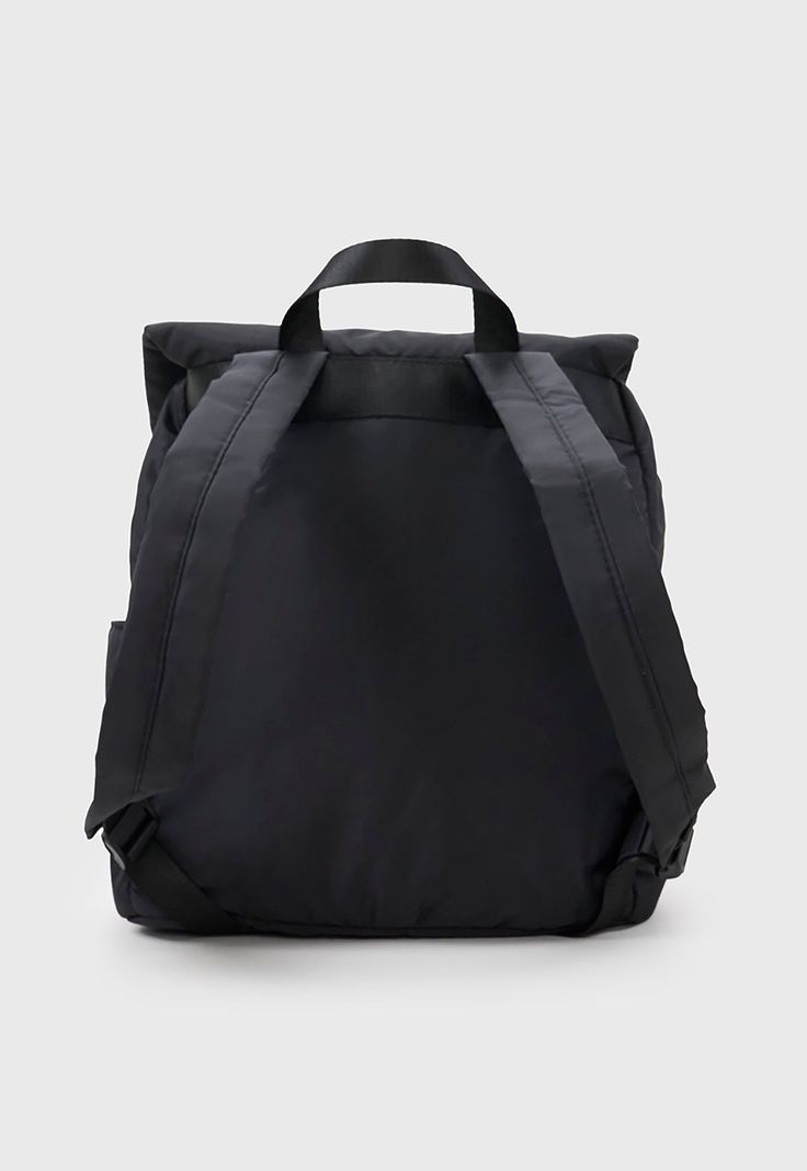 Mochila Mujer Nylon Color Negro Corona-1