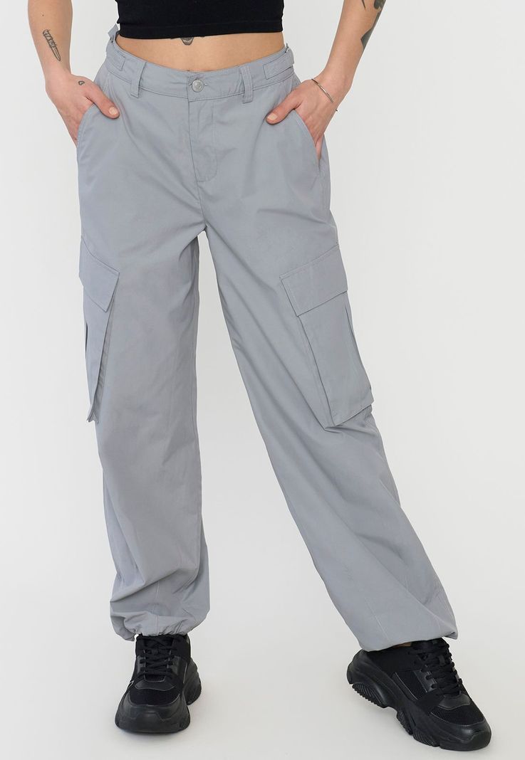 Pantalón Mujer Parachute Cargo Gris Ajustable Corona-1