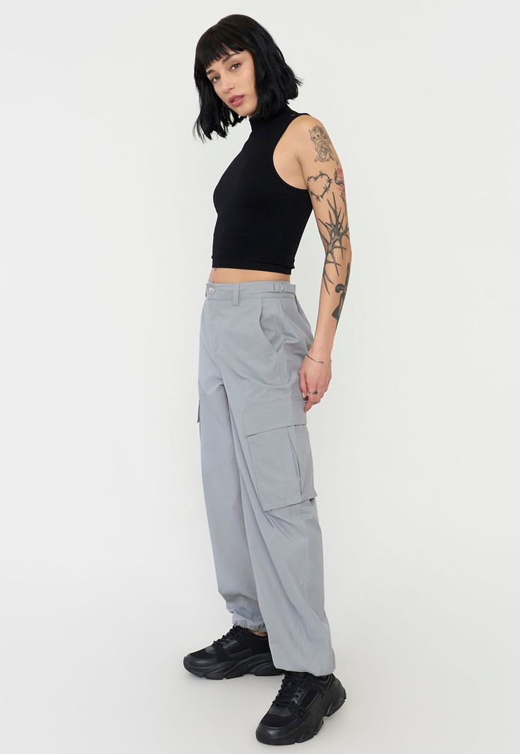 Pantalón Mujer Parachute Cargo Gris Ajustable Corona-3