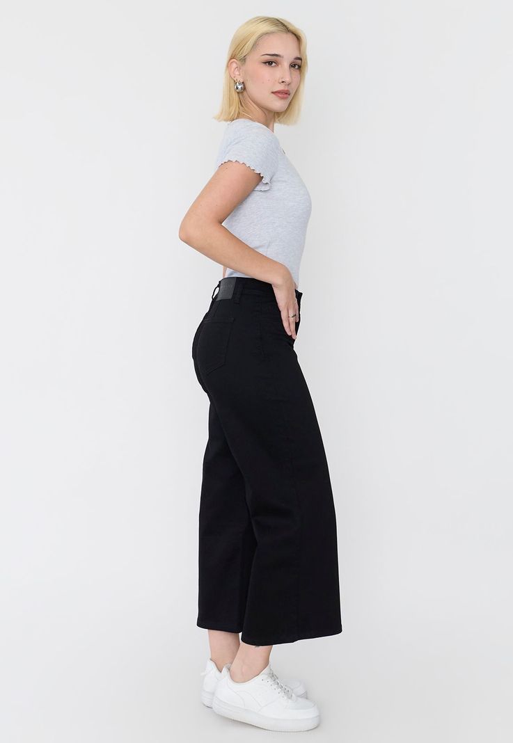 Jeans Mujer Culotte Fit Negro 5 Bolsillos Corona-3