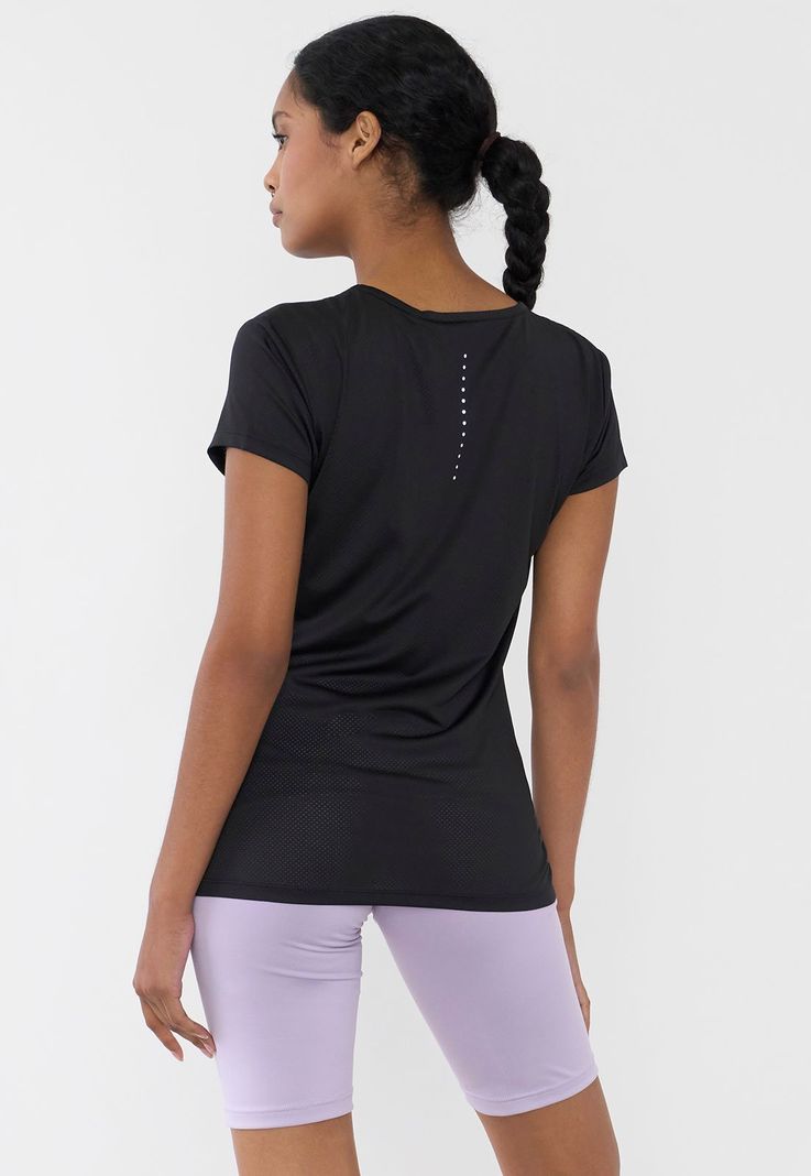 Polera Mujer Deportiva Cortes Negro Corona-1
