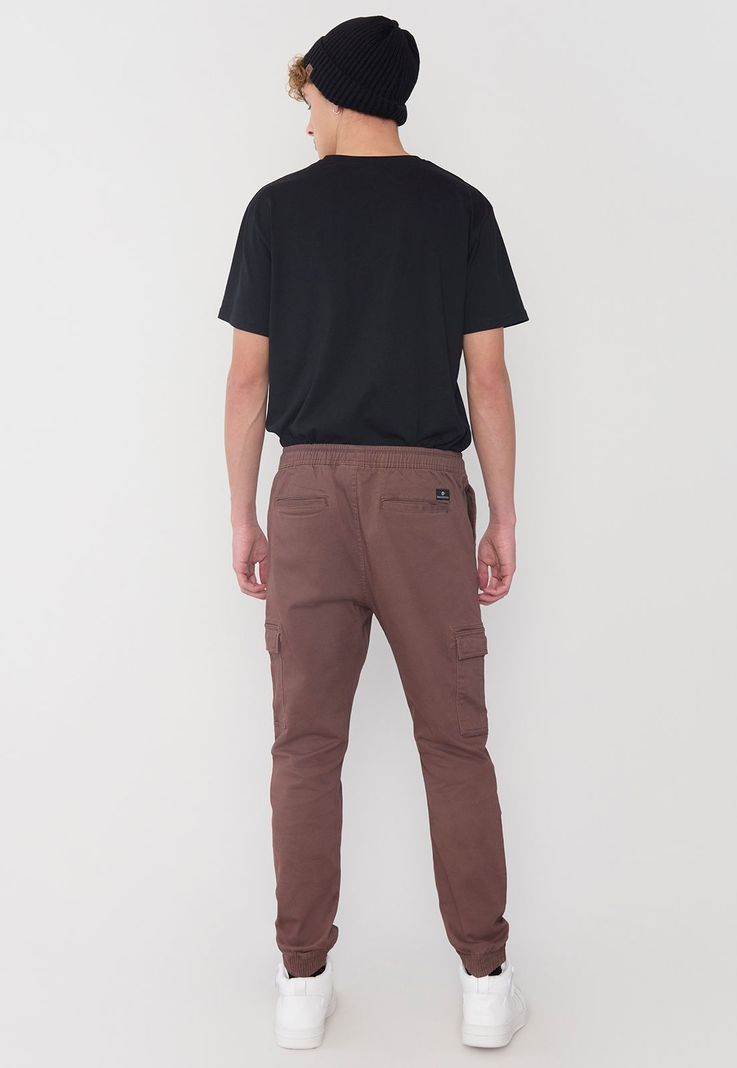 Pantalón Hombre Cargo Jogger Fit Café Corona-2