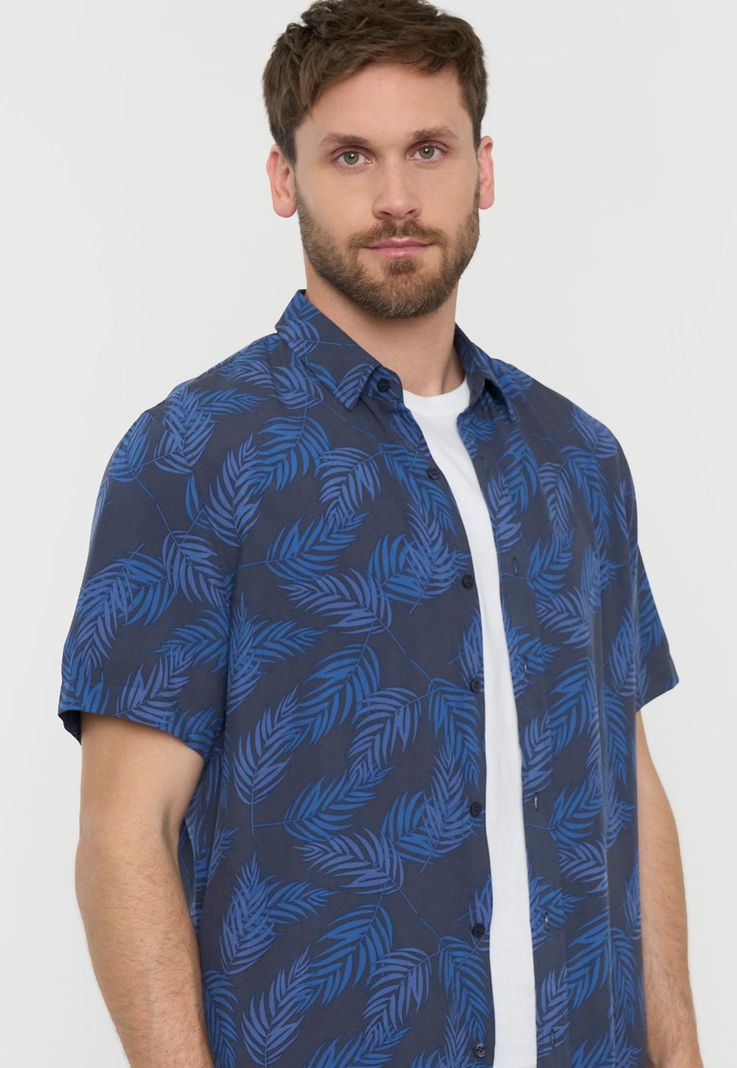 Guayabera Hombre Hojas Azul Corona-2