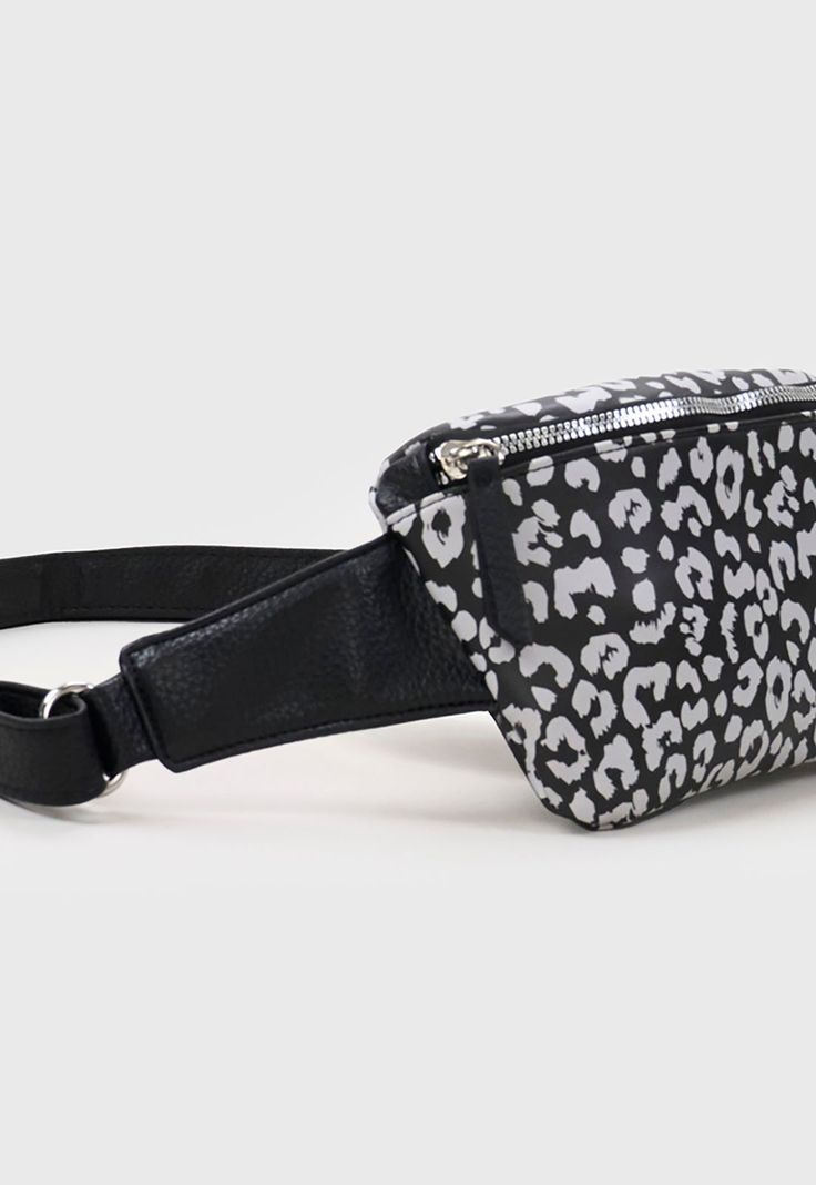 Banano Mujer Animal Print Negro Corona-2