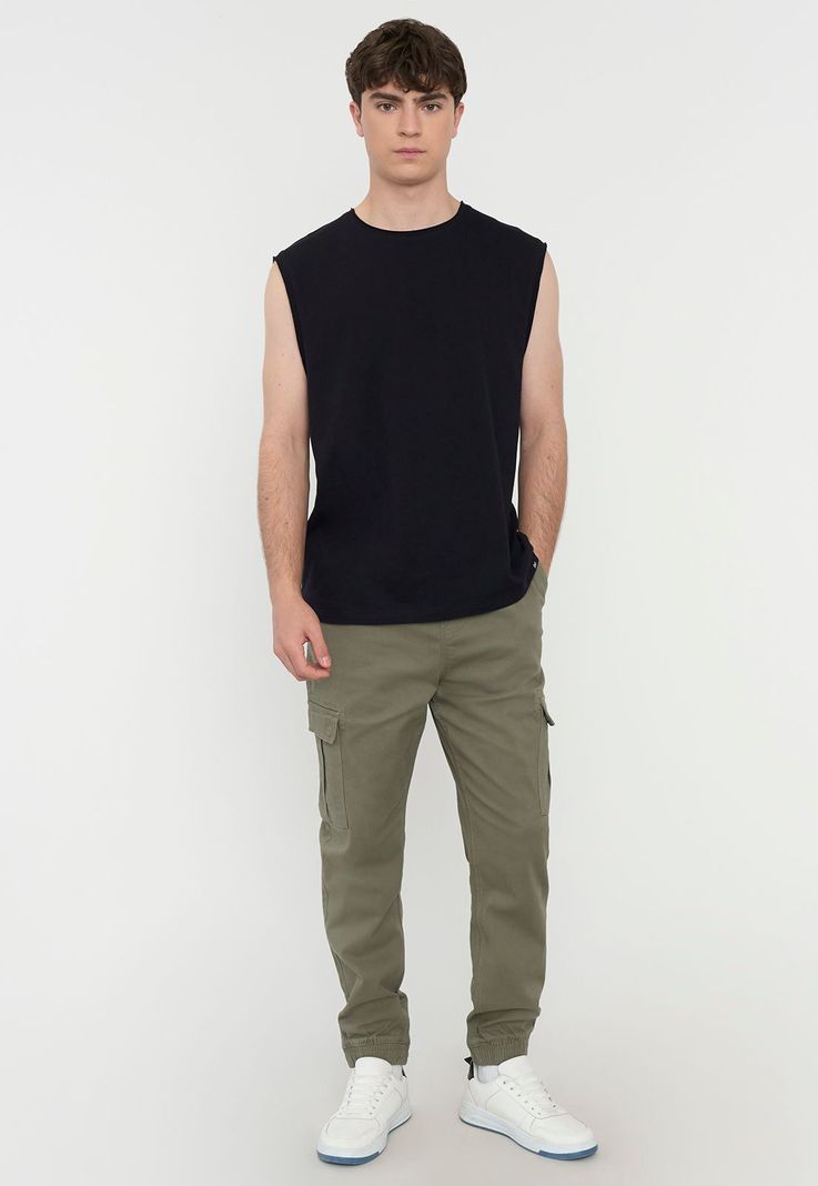Jogger Hombre Cargo Verde Corona-0