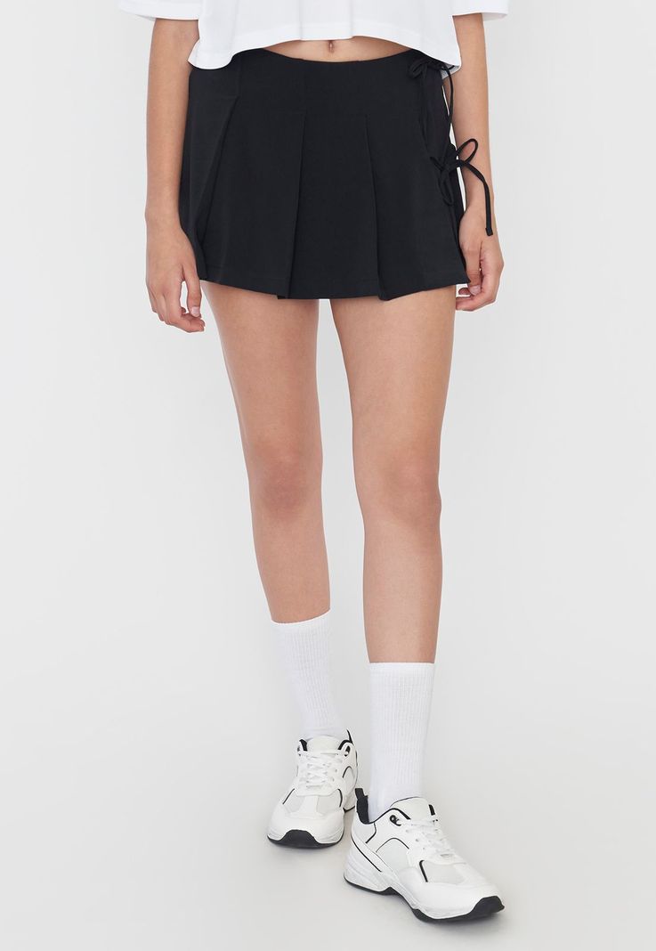 Falda Mujer Short Tableada Negro Corona-1