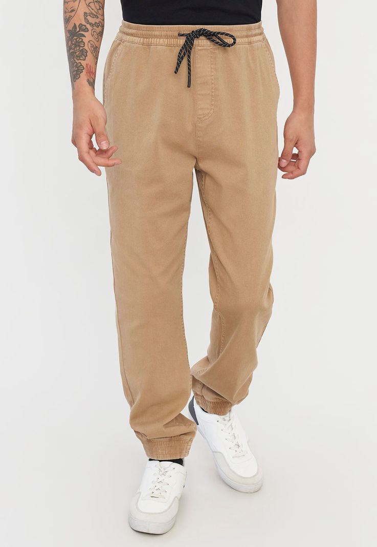 Pantalón Hombre Jogger Fit Twill Camel Liso Corona-1