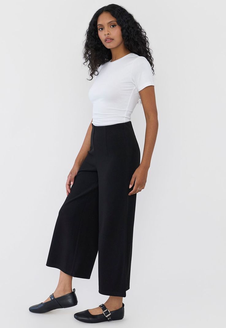 Pantalón Mujer Culotte Liso Negro Corona-3