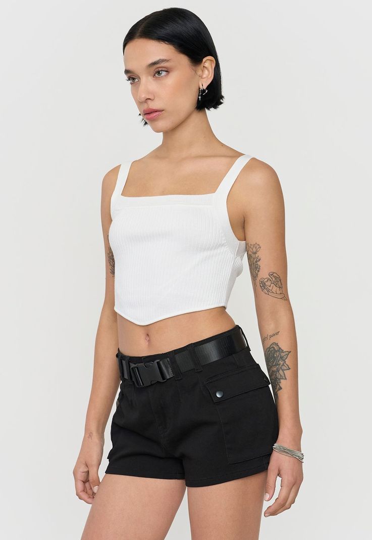 Short Mujer Cargo Cinturón Negro Corona-3