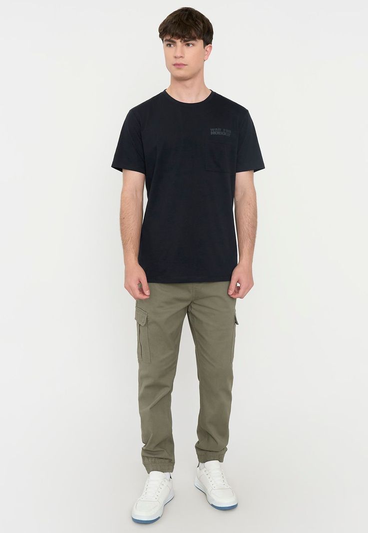 Polera Hombre Fun Bolsillo Negro Corona-3