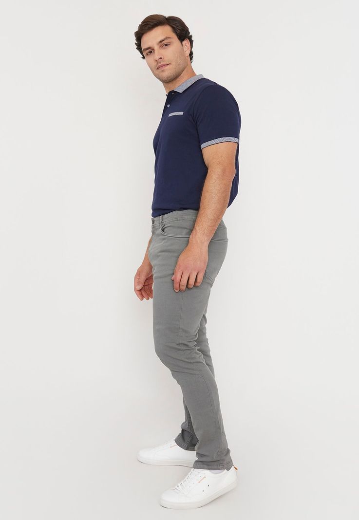 Pantalón Hombre Slim Fit Gris 5 Pocket Corona-3