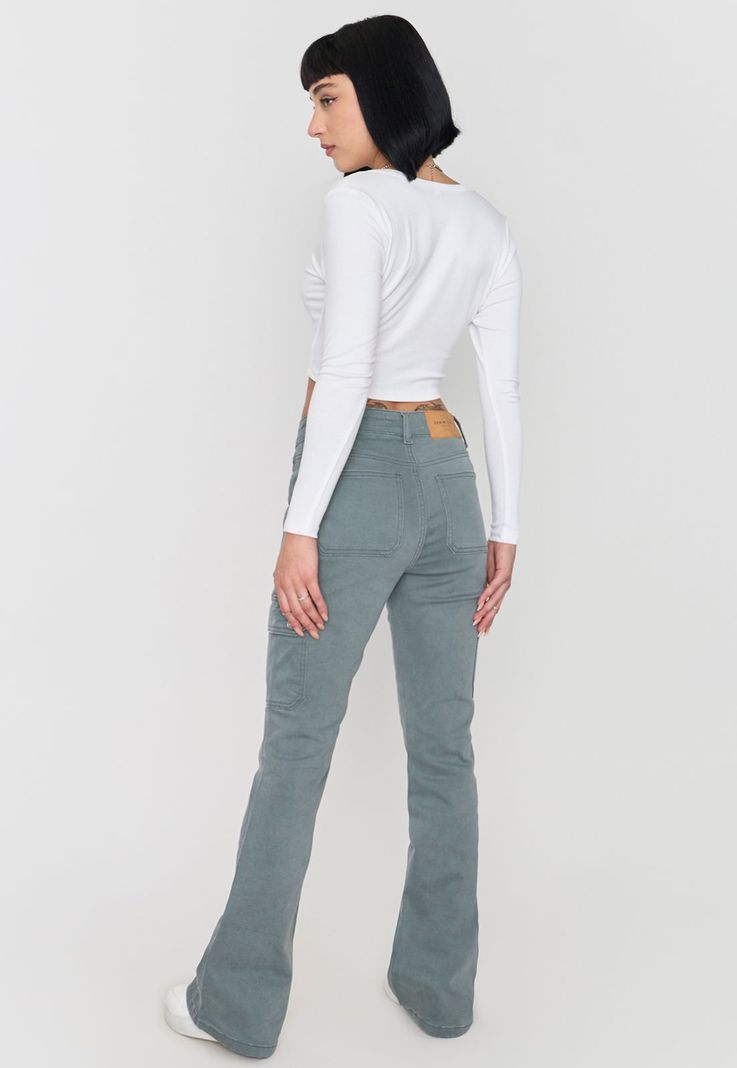 Jeans Mujer Flare Fit Cargo Gris Corona-2