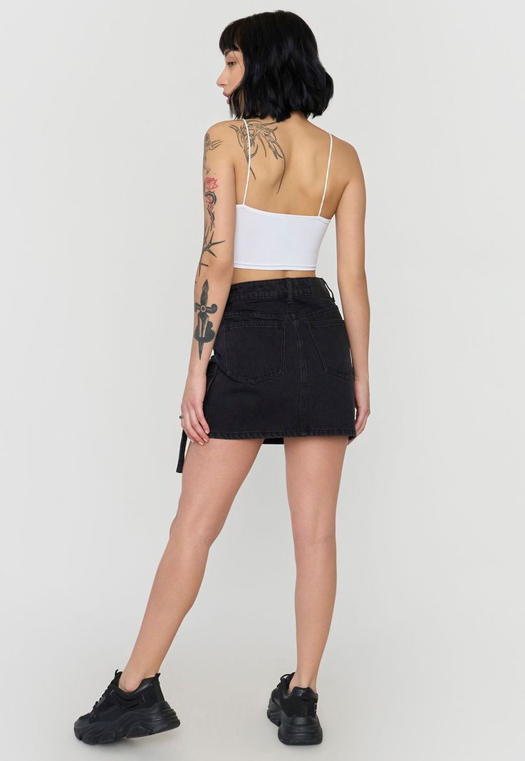 Falda Mujer Cargo Color Negro Corona-2