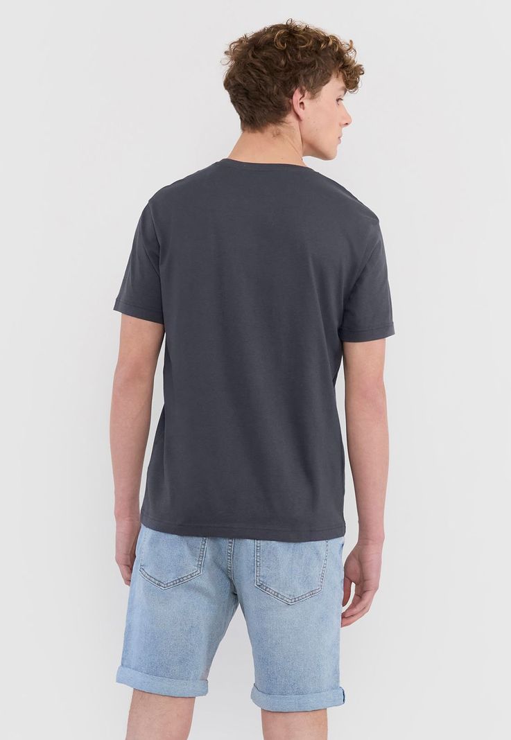 Polera Hombre Fun College Negro Corona-1
