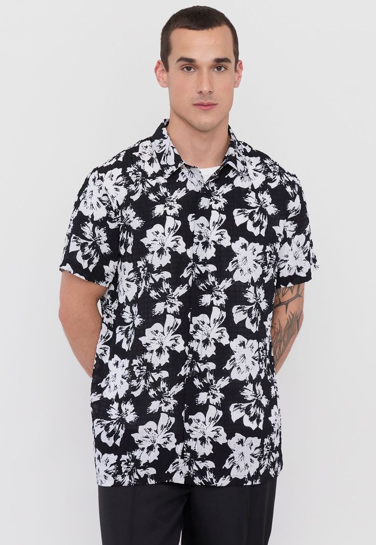 Guayabera Hombre Night Print Flores Negro Corona-2