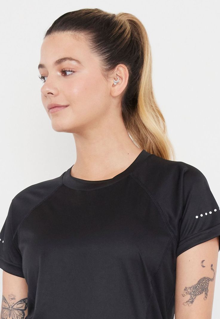 Polera Mujer Deportiva Negro Poliéster R-Neck Corona-2