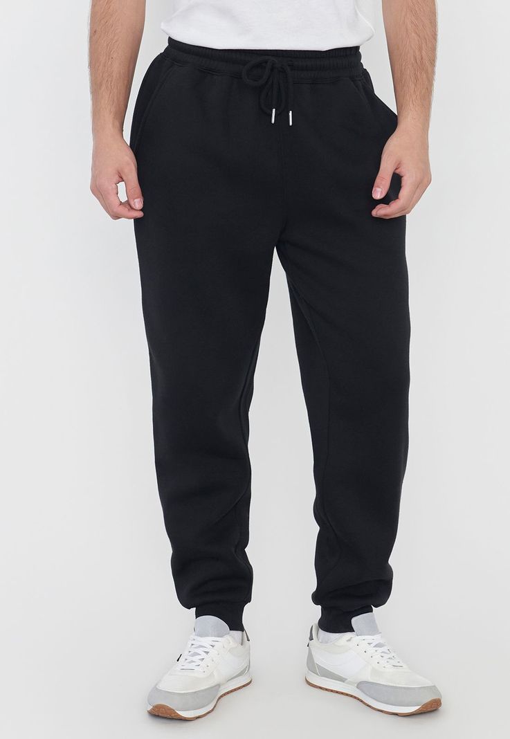 Buzo Hombre Jogger Liso Color Negro Corona-1