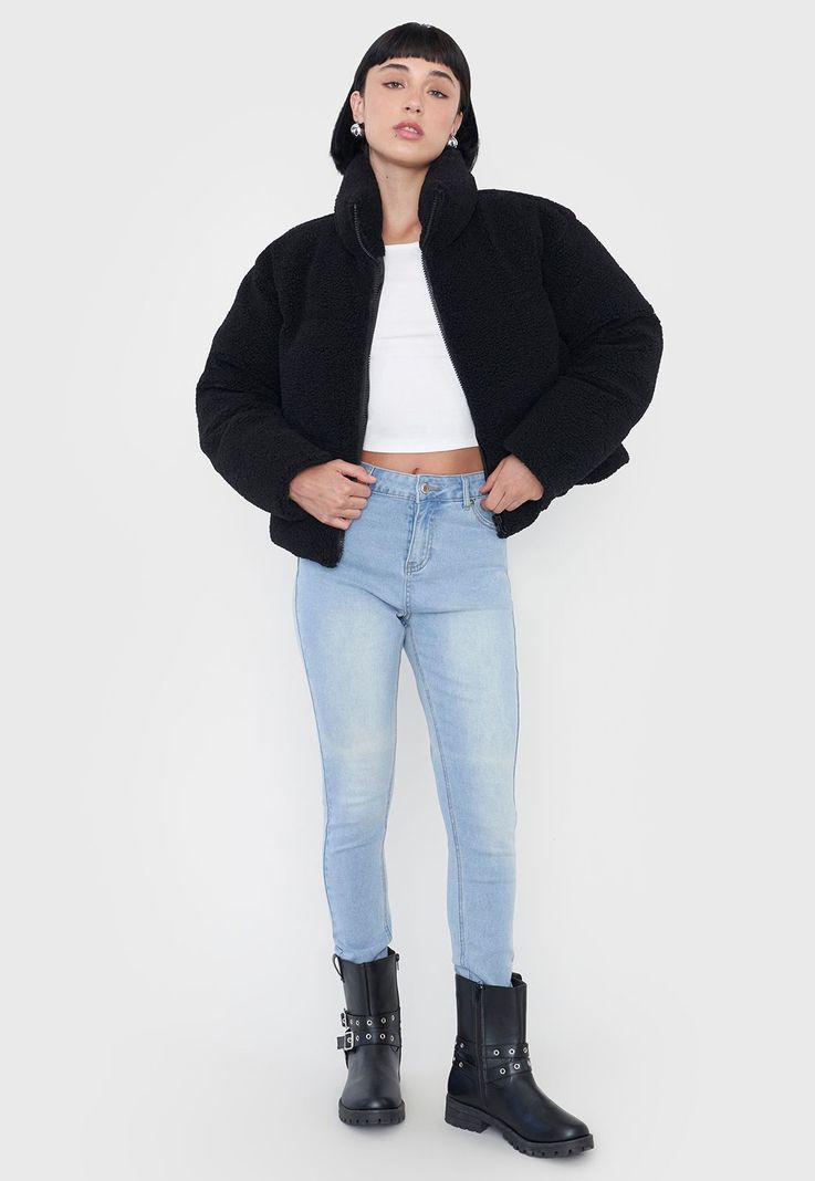 Chaqueta Mujer Teddy Negro Cuello Alto Corona-3