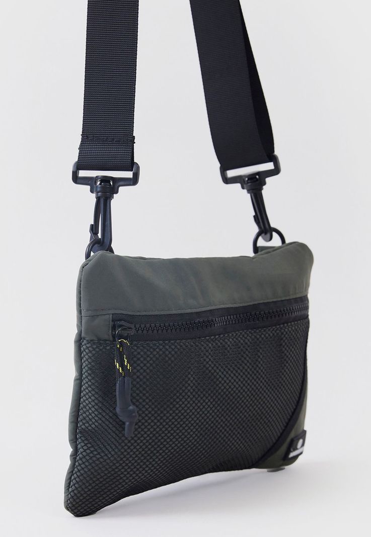 Bolso Bandolera Hombre Mesh Verde Corona-2