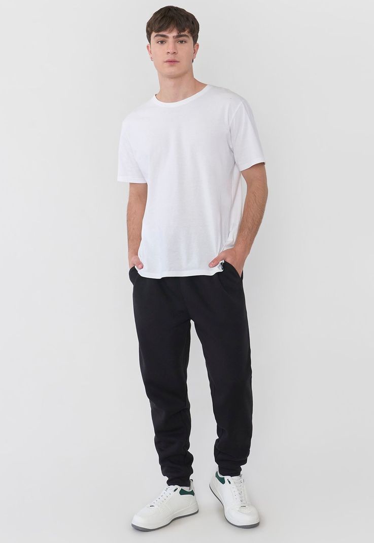 Buzo Hombre Jogger Color Negro Corona-0