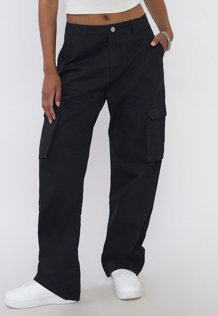 Pantalón Mujer Cargo Color Negro Corona-1