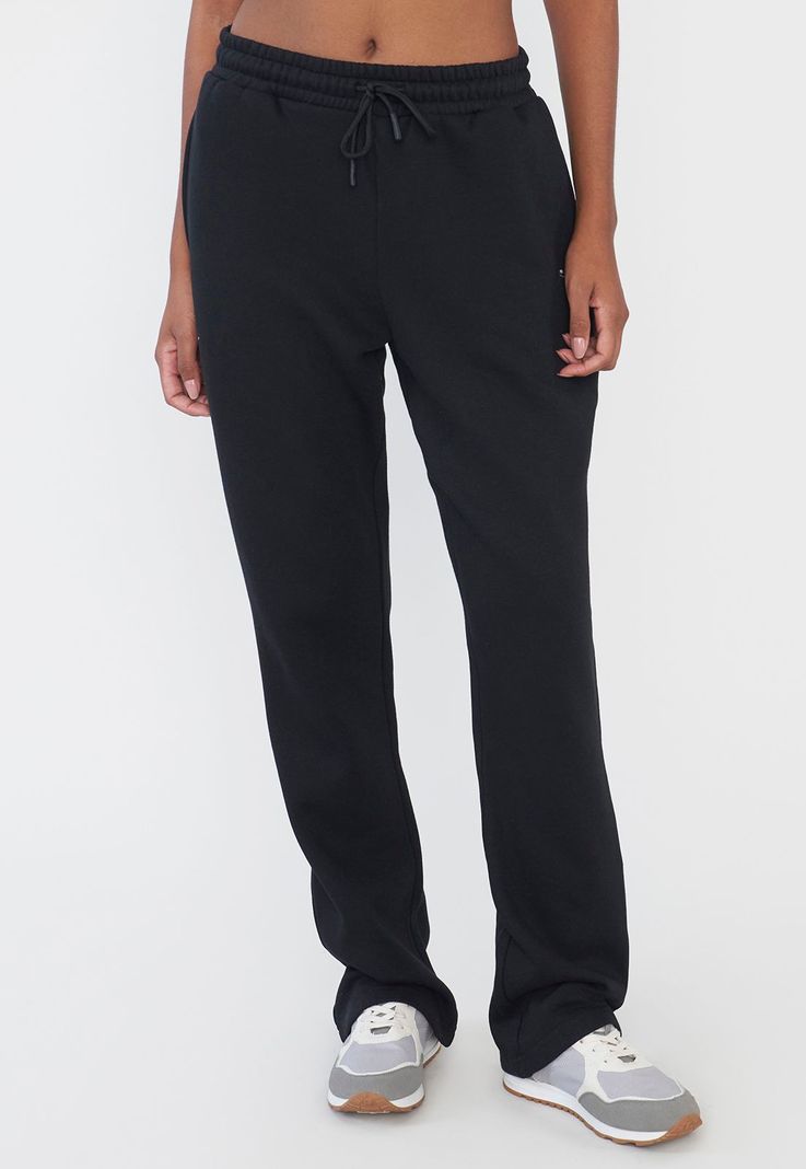 Buzo Mujer Deportivo Recto Color Negro Corona-1
