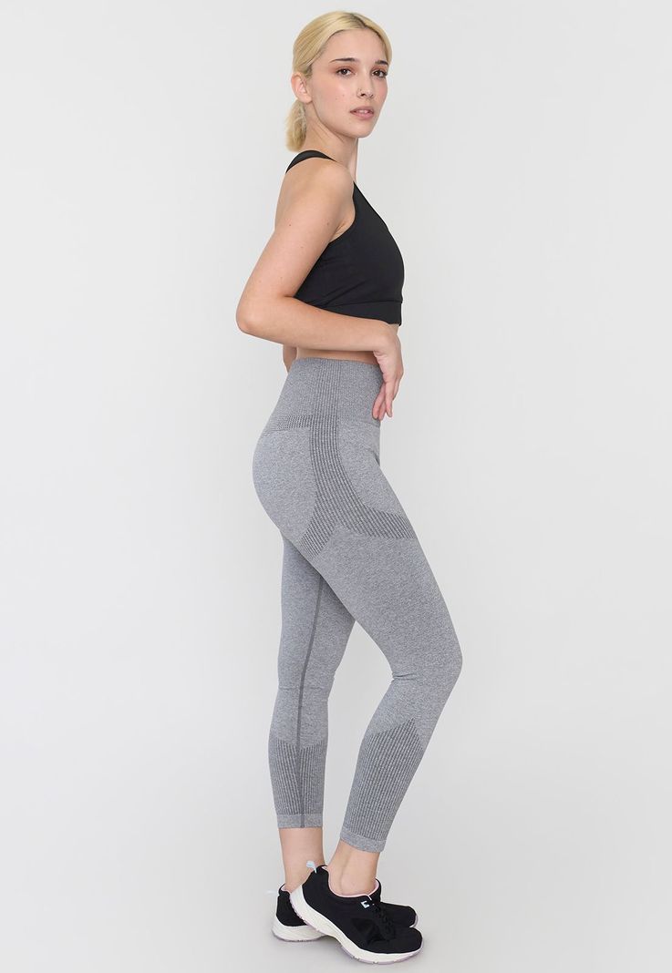 Calza Mujer Deportiva Seamless Gris Corona-3