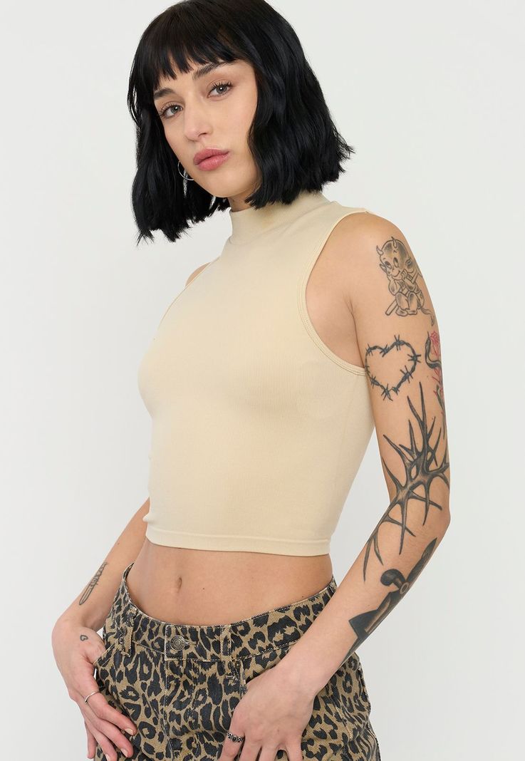 Polera Mujer Sin Mangas Color Beige Corona-2