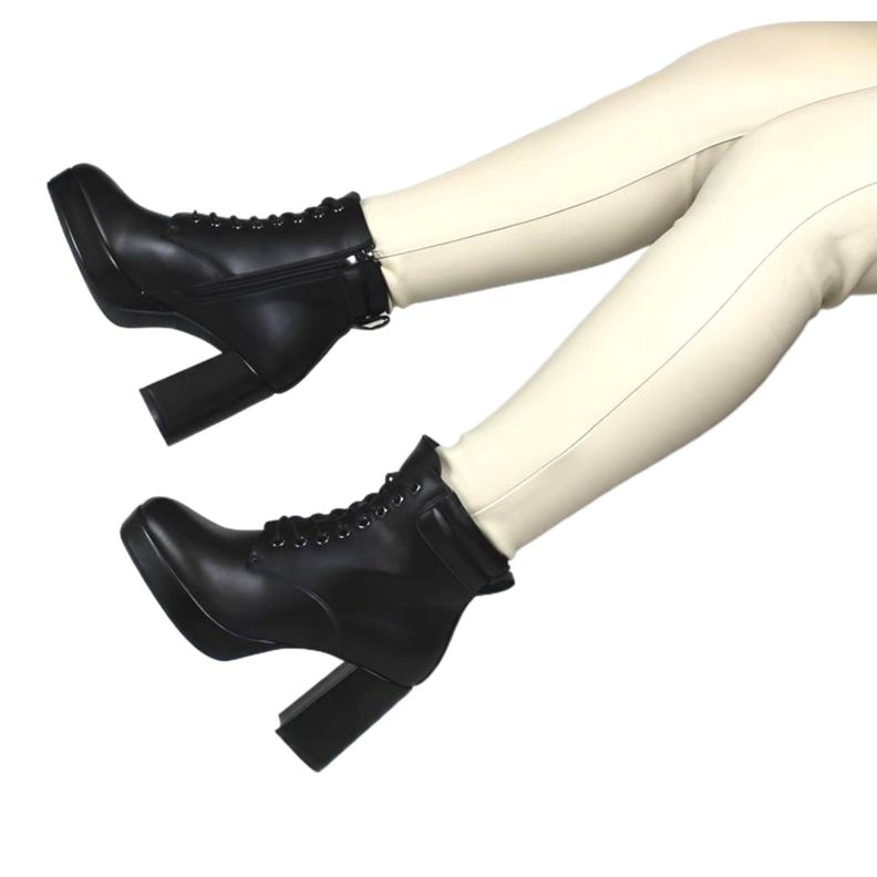 Botin de Mujer Taco Alto 61 Yassne Negro-3