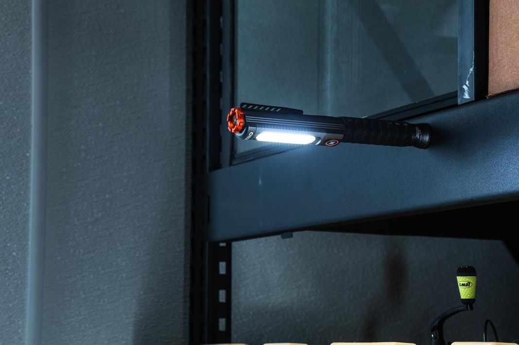 Linterna Recargable con luz de trabajo NEBO Big Larry PRO+ 600-7