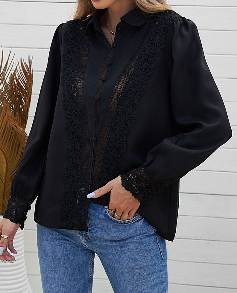 Blusa con encaje en escote-7