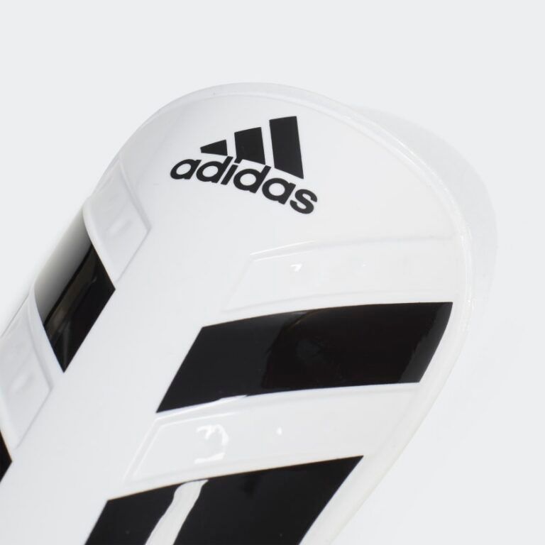 CANILLERAS EVERLESTO ADIDAS NINO TALLA M 5982-1