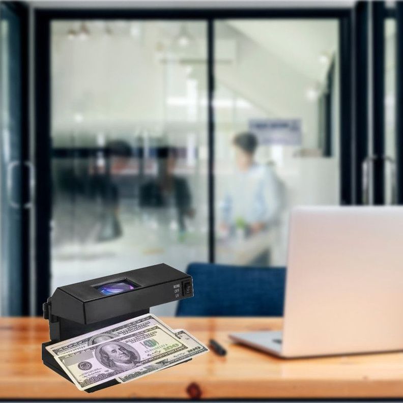 Detector Probador De Billetes Falsos Luz Ultravioleta Uv Lau-3