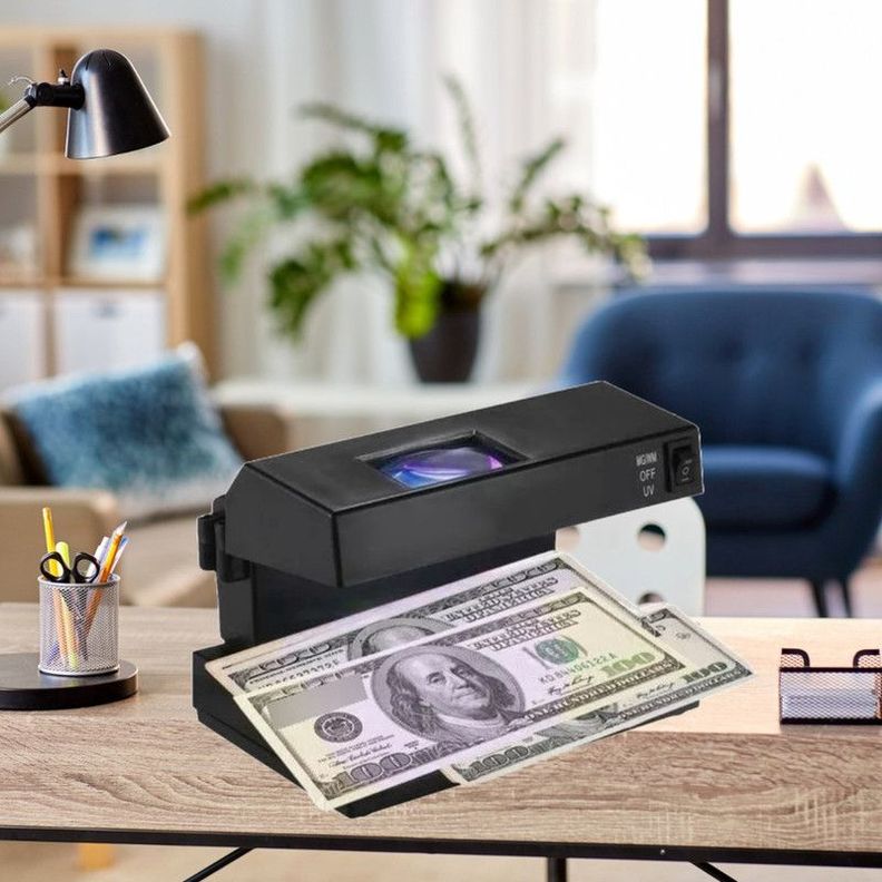 Detector Probador De Billetes Falsos Luz Ultravioleta Uv Lau-4